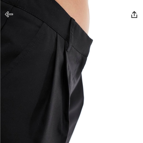 Collusion wide leg baggy tailored pants in black - Picture 4 of 13